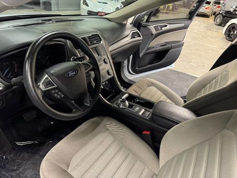 Used 2019 Ford Fusion S image 30