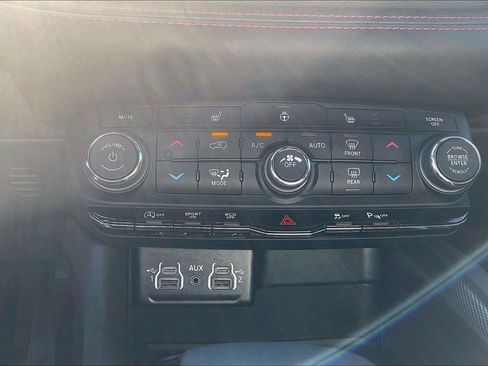 Used 2026 Dodge Durango GT AWD/4WD image 34