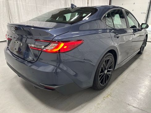 Used 2026 Toyota Camry SE FWD image 7