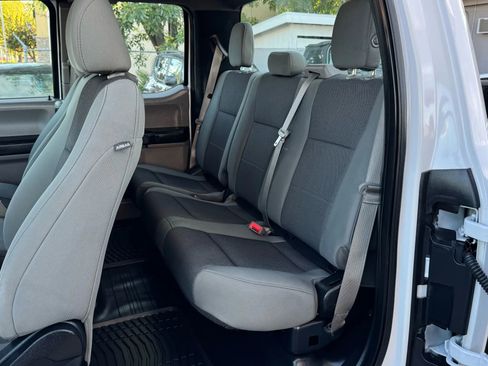 Used 2018 Ford F150 XL w/ Equipment Group 101A Mid image 11