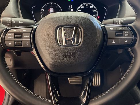 Used 2025 Honda Civic Sport image 9