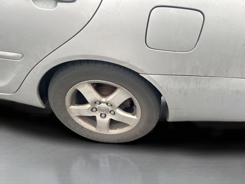 Used 2004 Toyota Camry SE image 16