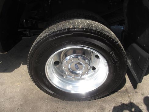 Used 2023 Ford F450 Platinum AWD/4WD image 15