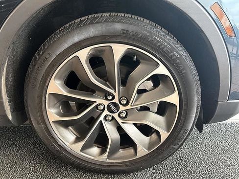 Used 2022 Lincoln Nautilus Reserve AWD/4WD image 34