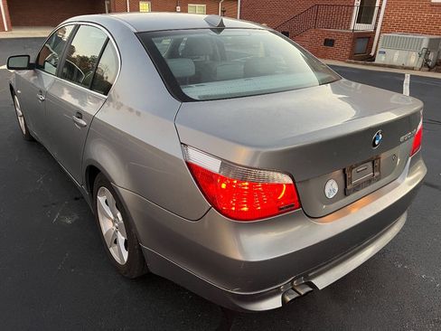 Used 2007 BMW 530xi Sedan image 5