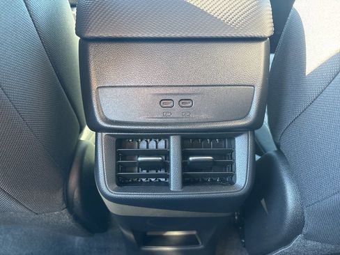 Used 2026 Chevrolet Equinox LT w/ Midnight Edition image 34