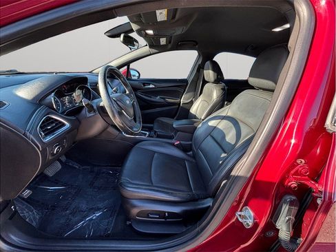 Used 2018 Chevrolet Cruze Premier w/ RS Package image 2