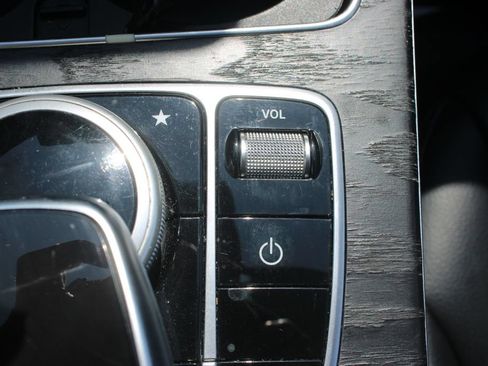 Used 2016 Mercedes-Benz C 300 Sedan image 45