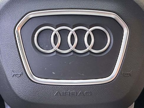 Used 2021 Audi Q8 Prestige AWD/4WD image 27
