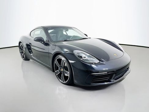 Certified 2025 Porsche 718 Cayman RWD image 7