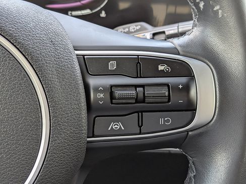 Used 2023 Kia Sportage EX FWD image 25