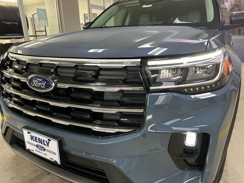 New 2026 Ford Explorer Active image 2