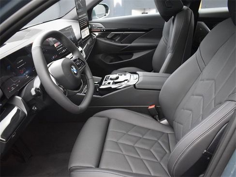 New 2024 BMW 530i w/ Premium Package image 4