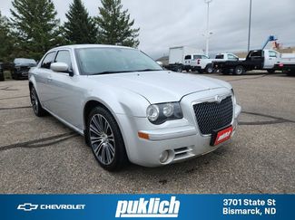 Used 2010 Chrysler 300 S image 1