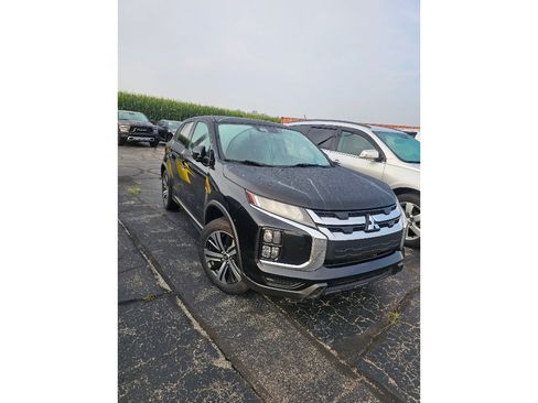 Used 2020 Mitsubishi Outlander Sport SE FWD image 2