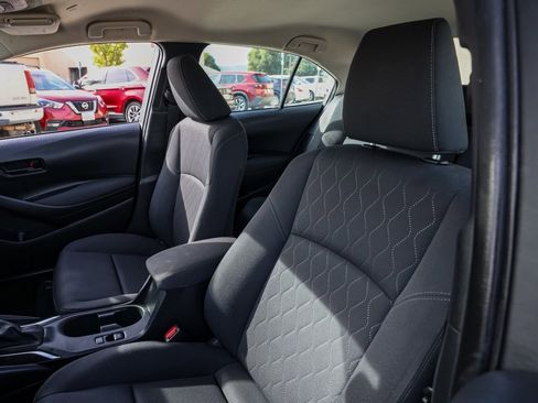 Used 2023 Toyota Corolla LE image 19