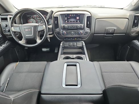 Used 2015 GMC Sierra 1500 SLE w/ All-Terrain Package AWD/4WD image 9
