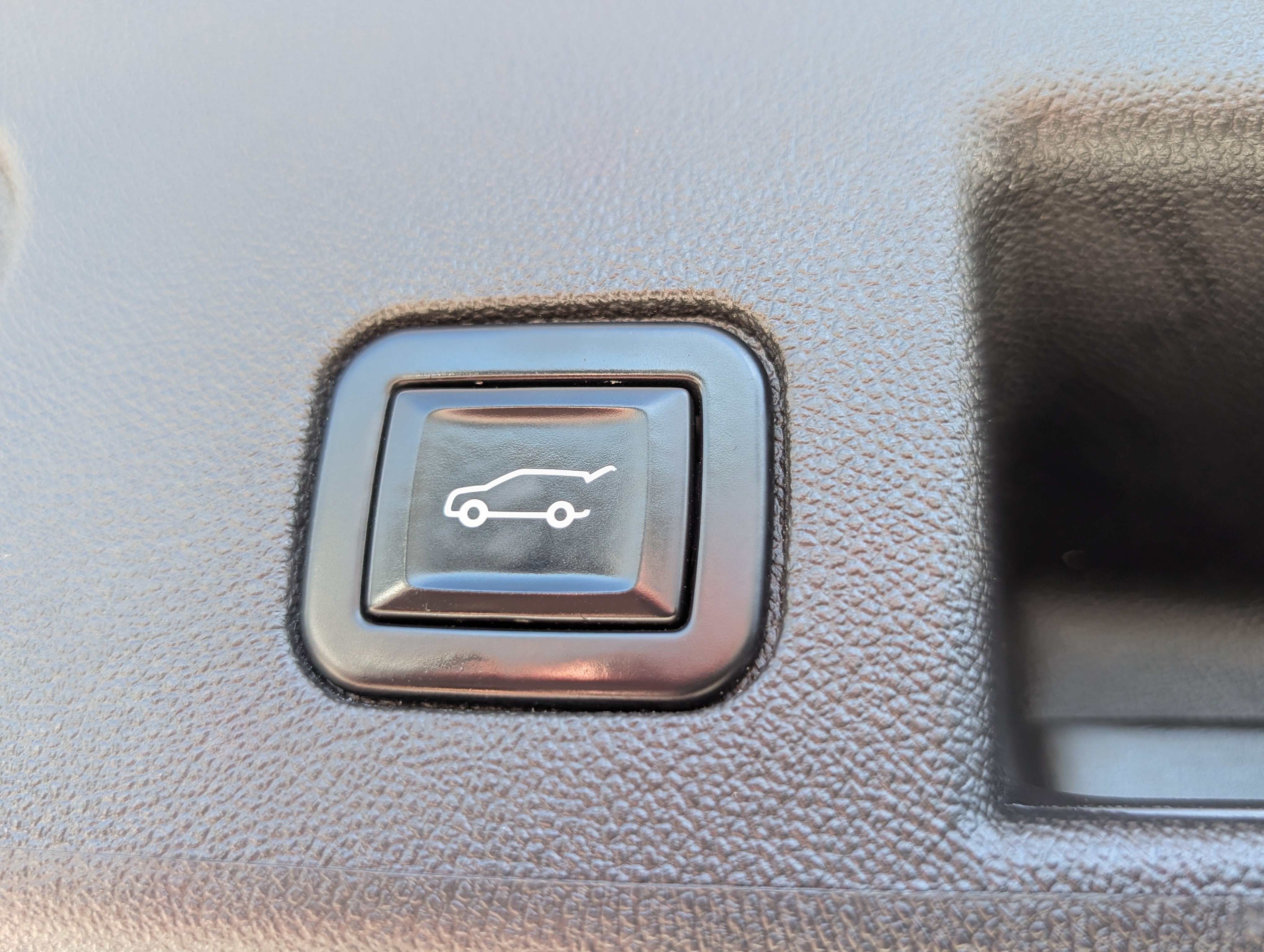 Used 2022 Chevrolet Equinox LT FWD image 14