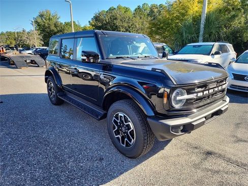 New 2025 Ford Bronco Outer Banks image 1