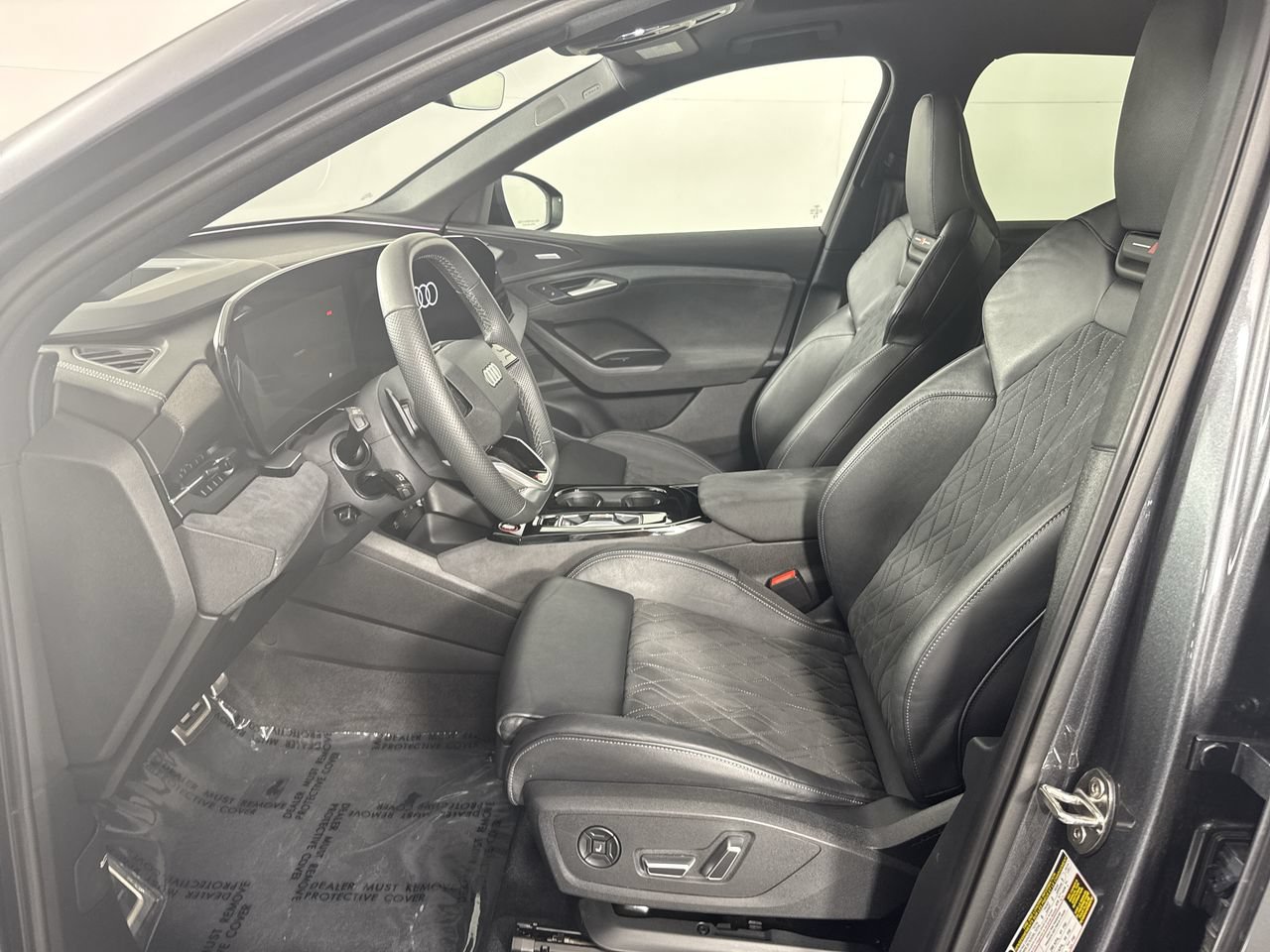 Used 2025 Audi SQ6 e-tron Premium Plus w/ Premium Plus AWD/4WD image 10