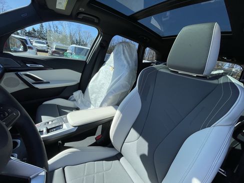 New 2026 BMW X1 xDrive28i w/ Convenience Package image 9