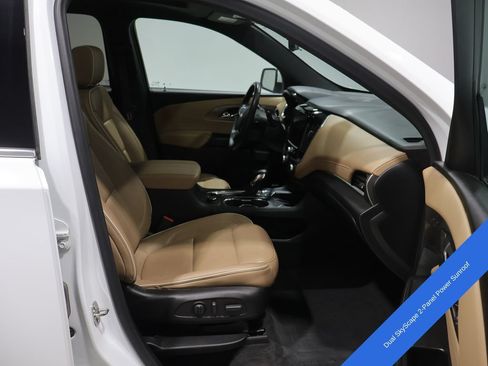 Used 2023 Chevrolet Traverse Premier w/ LPO, Floor Liner Package AWD/4WD image 4