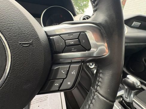 Used 2018 Ford Mustang GT RWD image 28