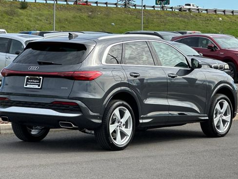 New 2025 Audi Q5 Premium Plus image 3