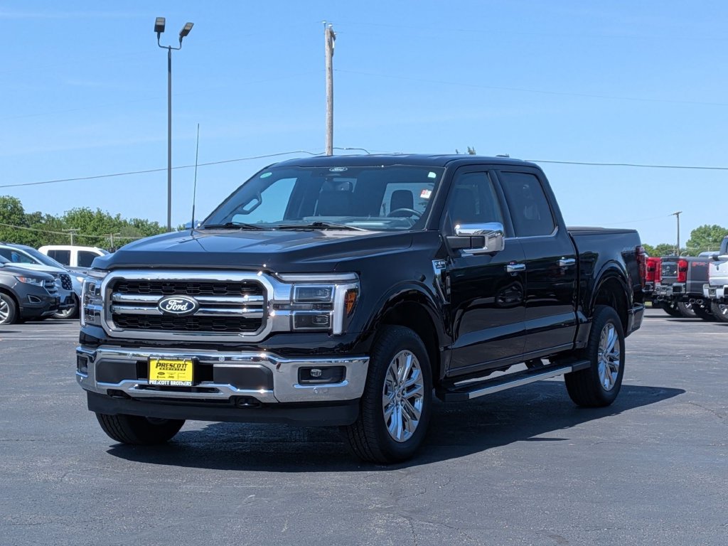 Used 2025 Ford F150 Lariat w/ Equipment Group 502A High AWD/4WD image 3