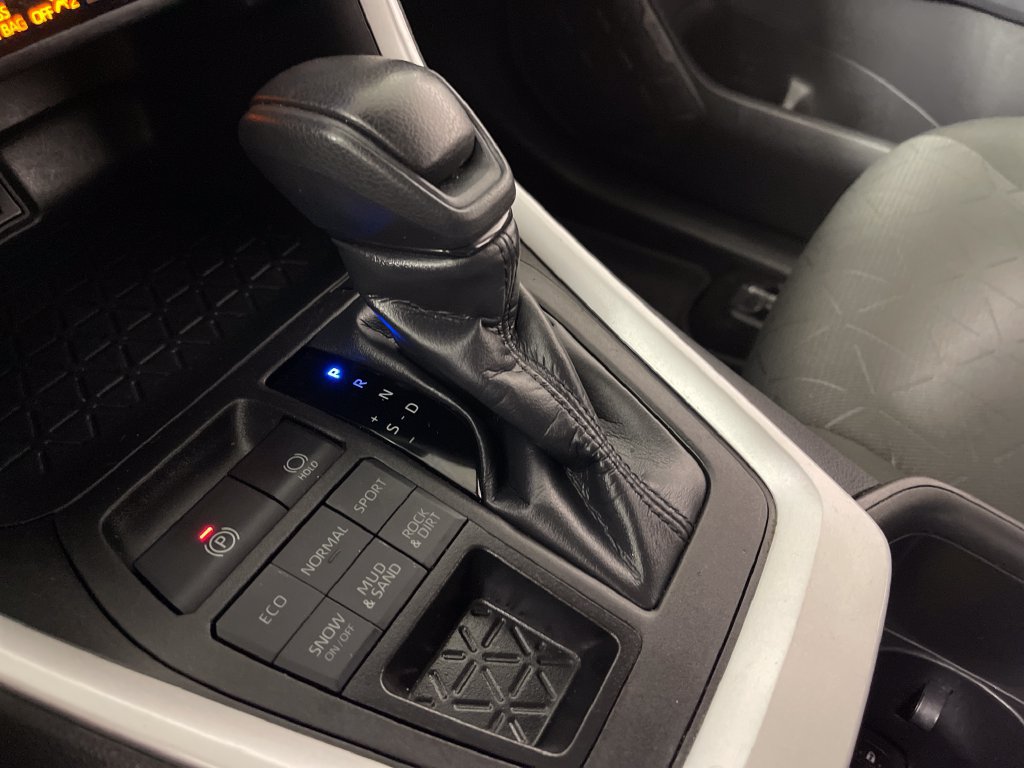 Certified 2023 Toyota RAV4 XLE AWD/4WD image 22