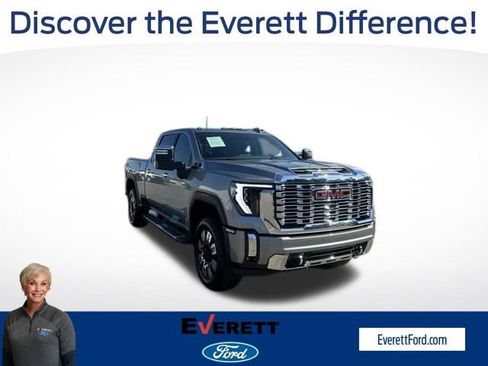 Used 2025 GMC Sierra 2500 Denali w/ Technology Package AWD/4WD image 1