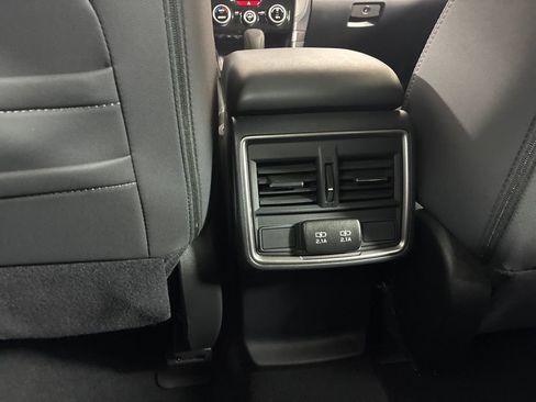 Used 2023 Subaru Forester Premium image 19