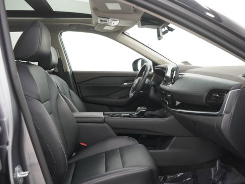 Used 2023 Nissan Rogue SL w/ SL Premium Package AWD/4WD image 13