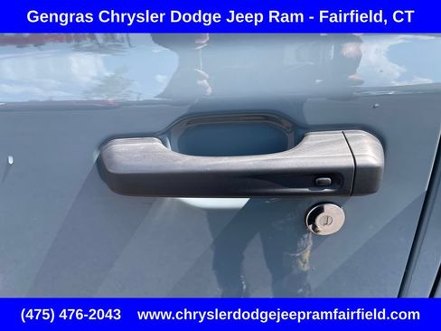 Certified 2025 Jeep Gladiator Mojave w/ Safety Group AWD/4WD image 35