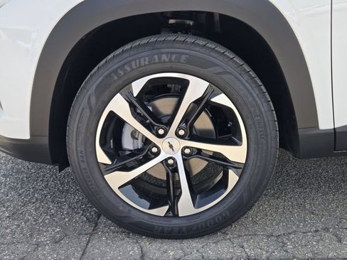 New 2026 Chevrolet Trax RS w/ Driver Confidence Package FWD image 14