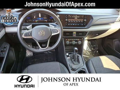 Used 2024 Volkswagen Taos SE w/ Black Wheel Plus Package AWD/4WD image 29