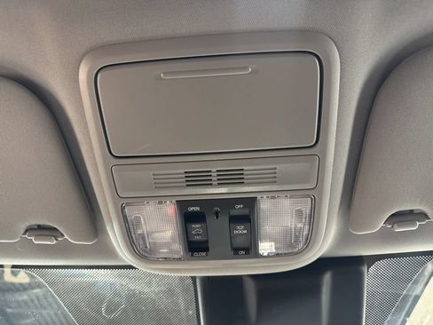 Used 2019 Honda Odyssey EX-L image 21