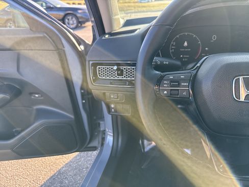 Certified 2024 Honda Civic EX image 19