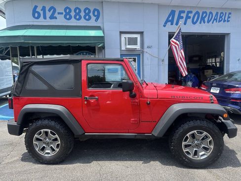 Used 2013 Jeep Wrangler Rubicon w/ Connectivity Group AWD/4WD image 5