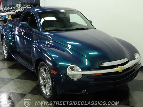Used 2006 Chevrolet SSR w/ Preferred Equipment Group RWD image 15