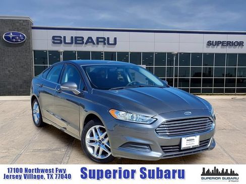 Used 2013 Ford Fusion SE FWD image 1