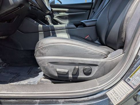 Used 2025 MAZDA MAZDA3 s FWD image 14