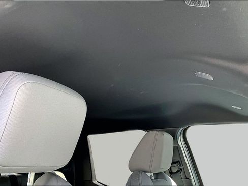 Certified 2025 Toyota Tacoma SR5 image 24