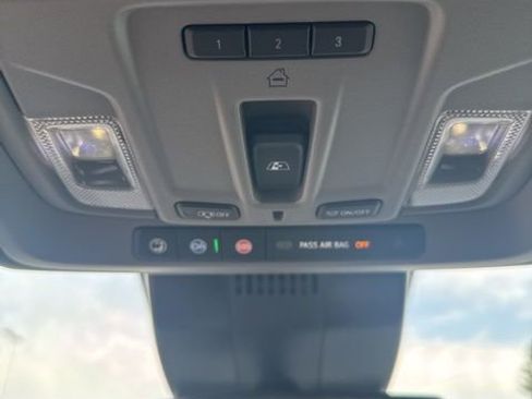 Used 2024 Chevrolet Silverado 1500 LT Trail Boss w/ Convenience Package II image 18