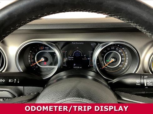 Used 2018 Jeep Wrangler Sport AWD/4WD image 13