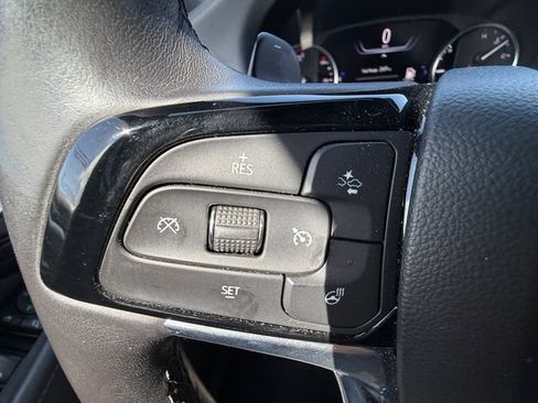 Used 2024 Buick Enclave Premium AWD/4WD image 16