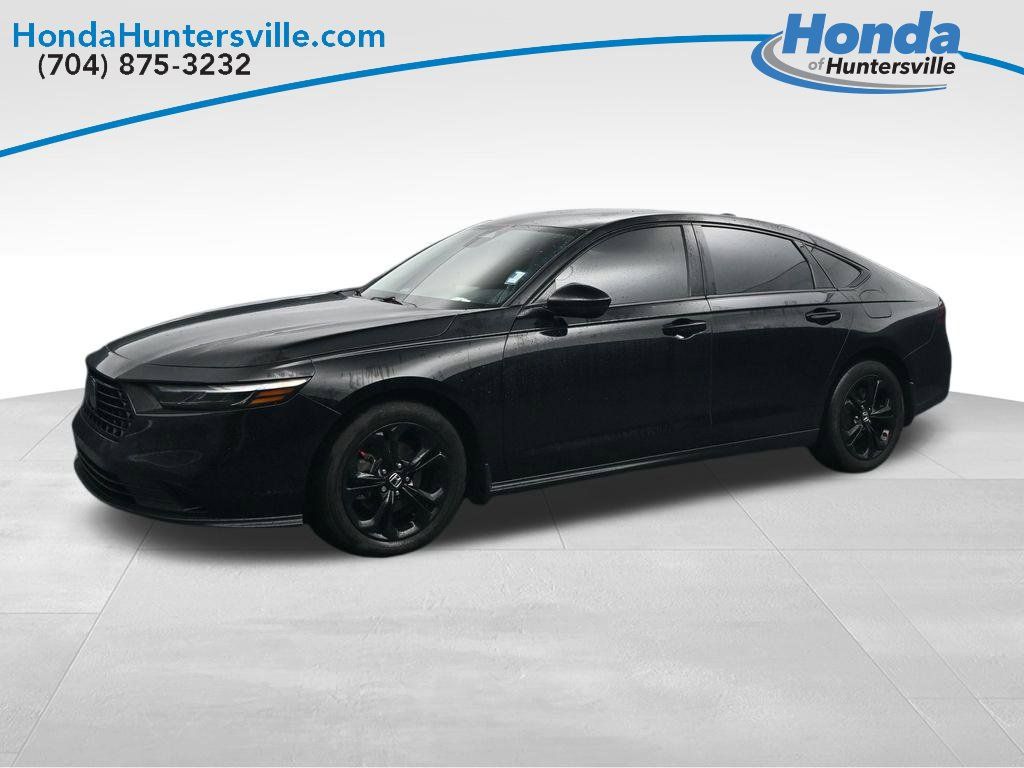 Used 2025 Honda Accord SE image 3