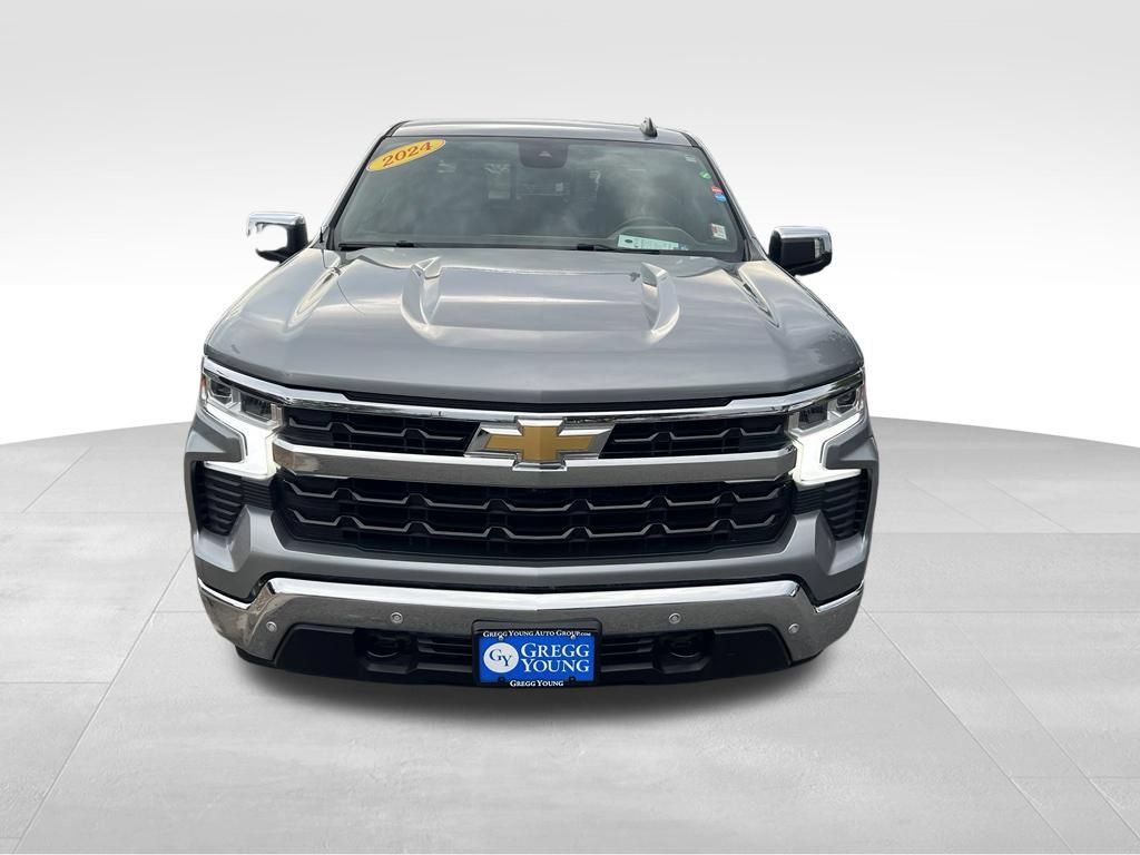 Used 2024 Chevrolet Silverado 1500 LT w/ Safety Package AWD/4WD image 10