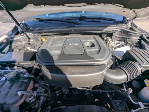 Used 2022 Jeep Grand Cherokee Laredo X image 28