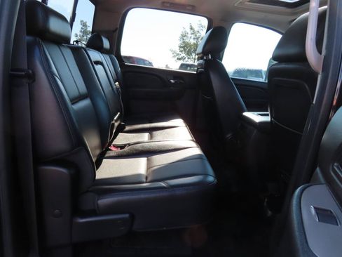 Used 2014 Chevrolet Silverado 3500 LTZ w/ LTZ Plus Package AWD/4WD image 38